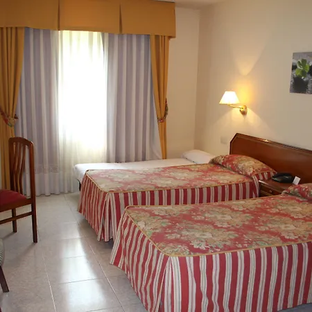 Y Casona El Carmen 3*