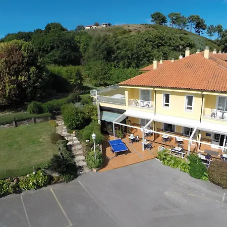 Y Casona El Carmen Perlora