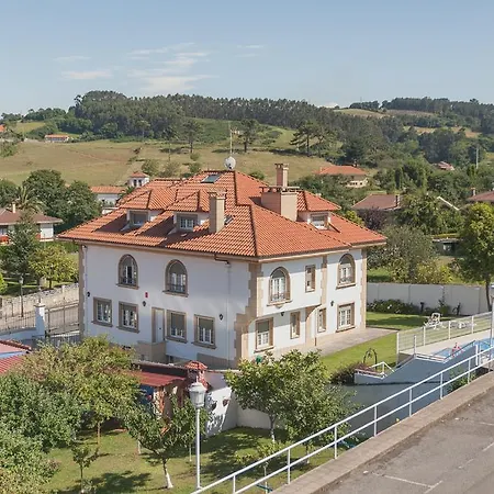 Y Casona El Carmen 3* Perlora