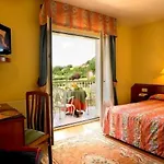 Y Casona El Carmen Hotel Perlora