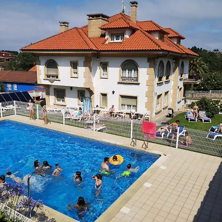 Y Casona El Carmen 3*
