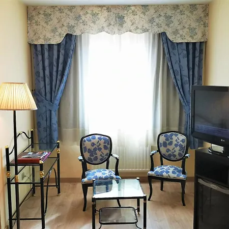 Y Casona El Carmen Szálloda 3*