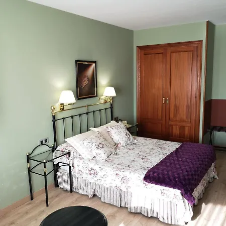Y Casona El Carmen Szálloda Perlora