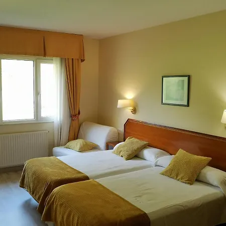 Szálloda Y Casona El Carmen 3*
