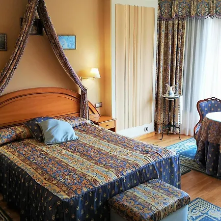 Y Casona El Carmen 3* Perlora