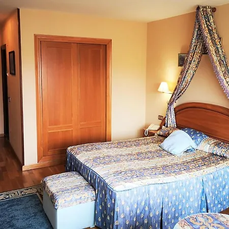 Y Casona El Carmen 3*