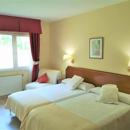 Y Casona El Carmen ペルロラ