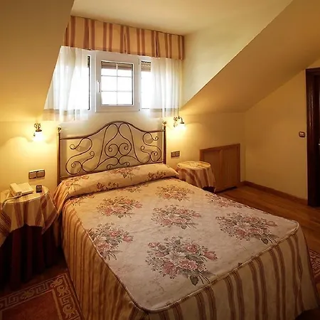 ホテル Y Casona El Carmen 3*