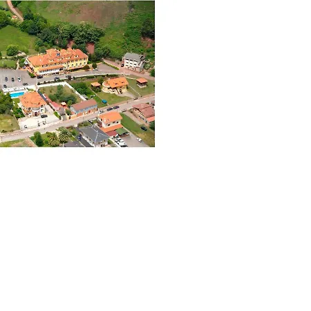 Y Casona El Carmen 3* Perlora