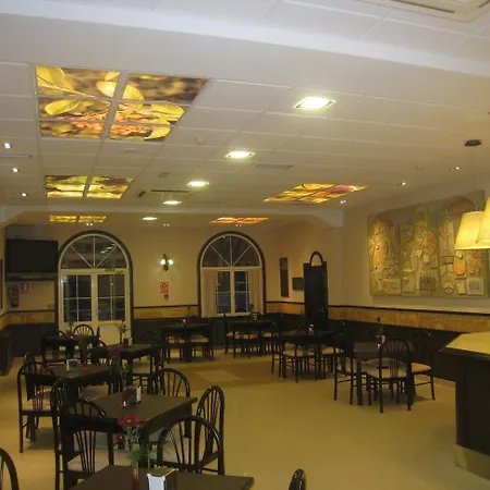 ホテル Y Casona El Carmen 3*