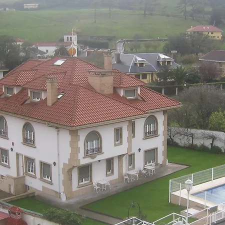 Y Casona El Carmen Отель 3*