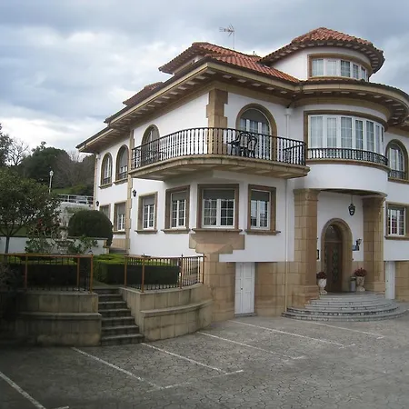 Отель Y Casona El Carmen Перлора