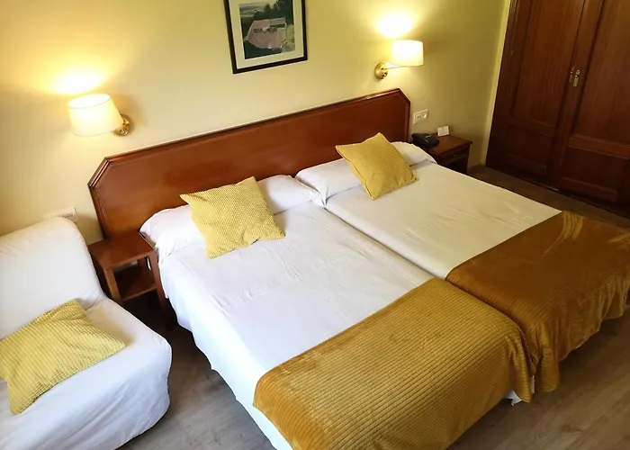 Y Casona El Carmen 3* Perlora