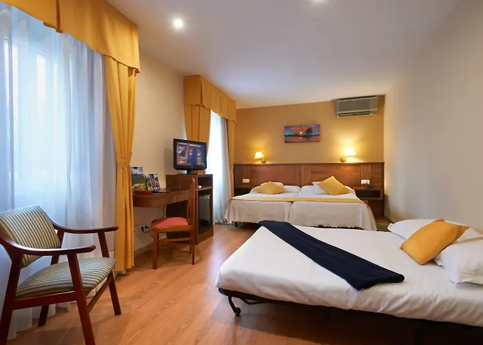 Y Casona El Carmen 3* Perlora