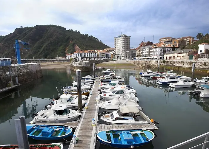 Y Casona El Carmen Hotel Perlora