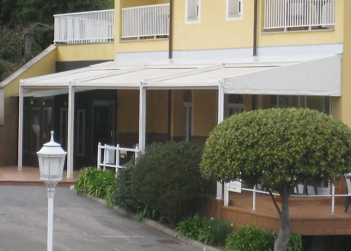 Y Casona El Carmen 3*