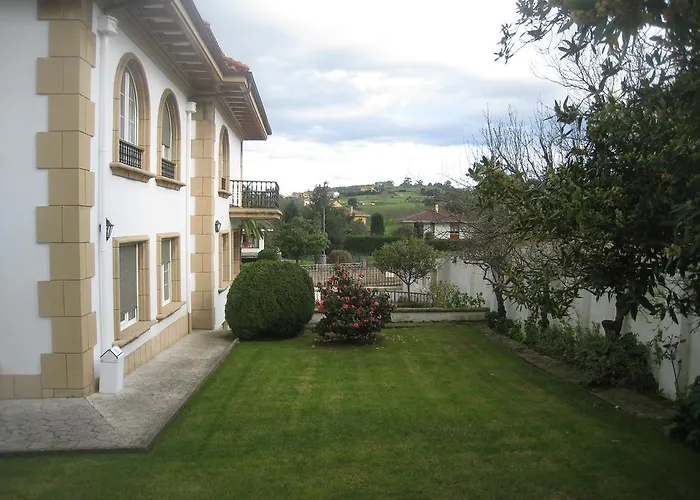 Y Casona El Carmen Hotel Perlora